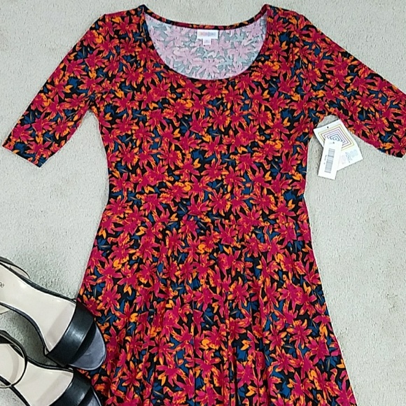 LuLaRoe Nicole dress, NWT